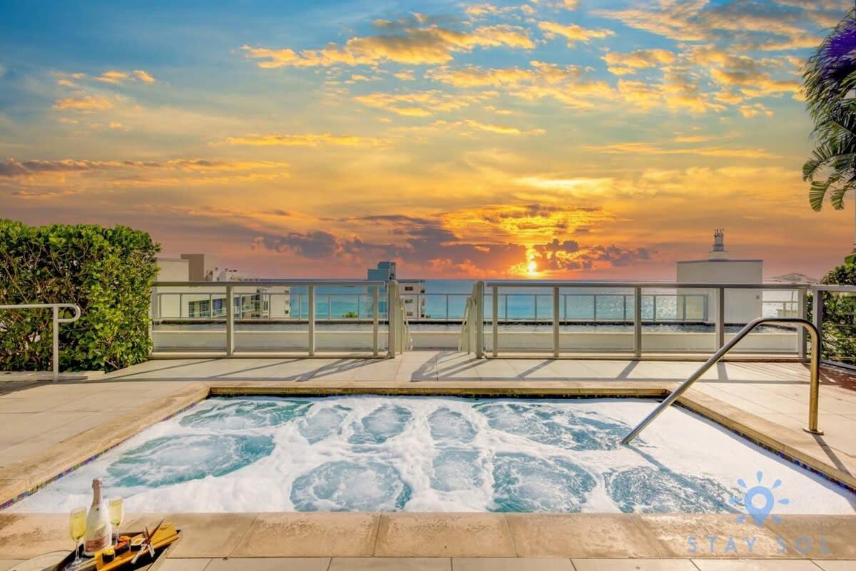 Beachfront Resort - Hot Tub & Pool- Near Beach Hollywood Ngoại thất bức ảnh