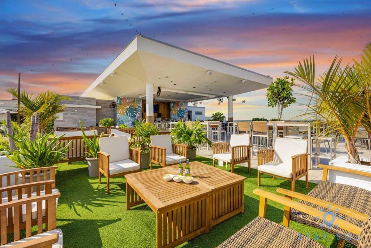 Beachfront Resort - Hot Tub & Pool- Near Beach Hollywood Ngoại thất bức ảnh